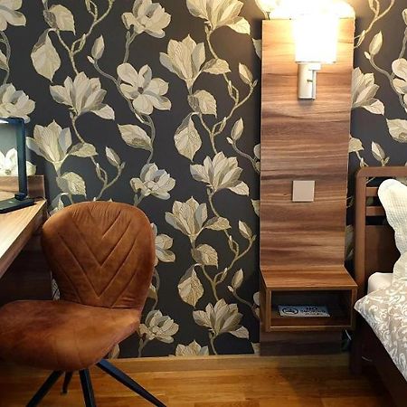 Uki-Modern Apartment With Parking Novi Sad Extérieur photo